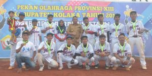Tim Softball Putra Muna peraih mendali emas di ajang Porprov XIII Kolaka 2018.
