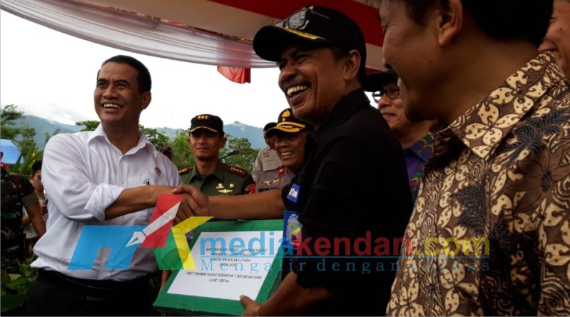 kunjungan kerja Menteri pertanian Republik Indonesia (RI) Andi Amran Sulaiman di Kolut (27/12/2019)