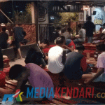 Suasana Bazar di Mbakoy Caffe Unaaha. (Foto : Indras/Mediakendari.com)