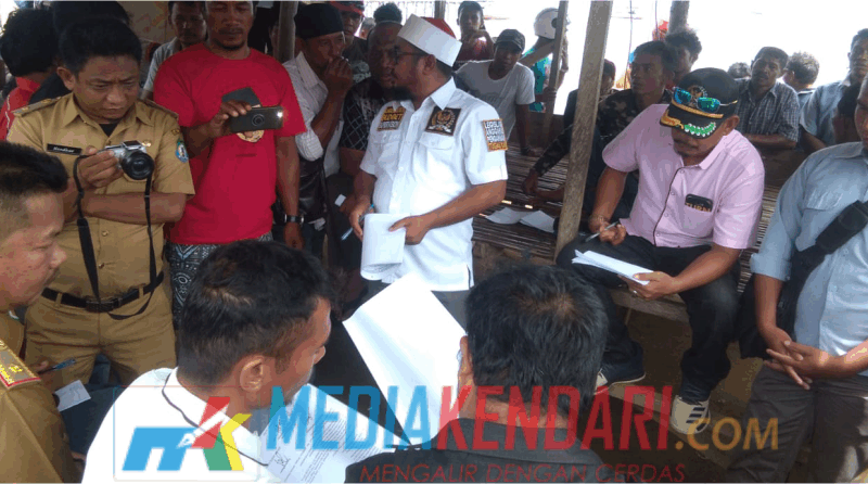 Suasana Saat Infestigasi oleh DPRD bersama DKP Bombana di SPBUN yang terletak di Kecamatan Rumbia Tengah Kabupaten Bombana. (Foto : Hasrun/Mediakendari.com)