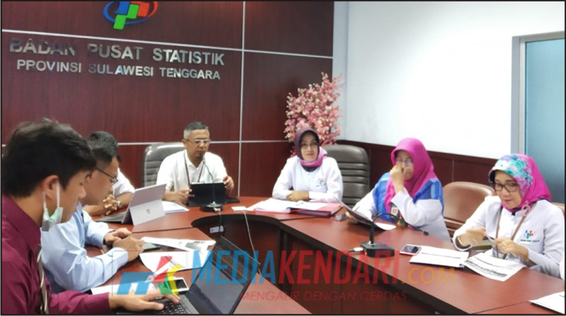 Kepala Badan Pusat Statistik (BPS) Provinsi Sulawesi Tenggara (Sultra), Mohammad Edy Mahmud saat memaparkan data ekspor Sultra pada November 2018