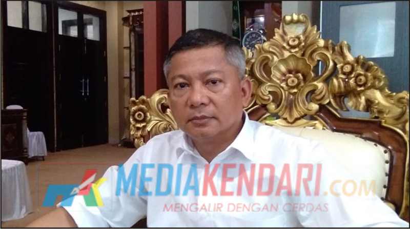 Wakil Bupati Konawe, Gusli Topan Sabara, ST., MM., saat ditemui di ruang kerjanya, Kamis (3/12/2018).