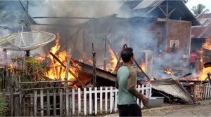 Gegara Tabung Gas Meledak, Rumah dan Kios di Konut Ludes Terbakar