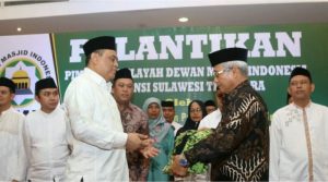 Lukman Abunawas Resmi Dilantik Ketua DMI Sultra
