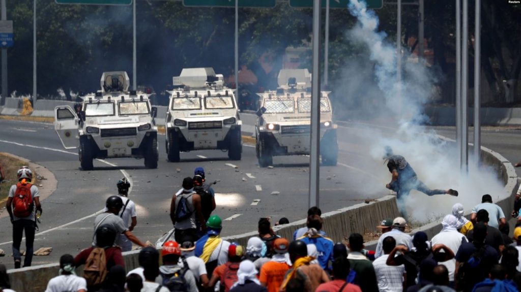 ‘Percobaan Kudeta’ Berlangsung di Venezuela, Guaido Serukan agar Militer Membantu