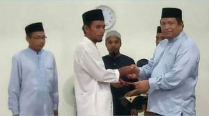 Safari Ramadhan di Kecamatan Lohia, Bupati Muna Berikan Bantuan Untuk Masjid