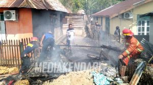 Rumah ASN di Muna Ludes Dilalap Api, Warga Selamatkan SK dan Baju Dinas