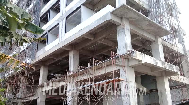 Ditarget Rampung November, Pembangunan Hotel Zenit Baubau Dikerja Siang Malam