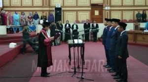 Abdurrahman Shaleh Kembali Jadi Ketua DPRD Provinsi Sultra