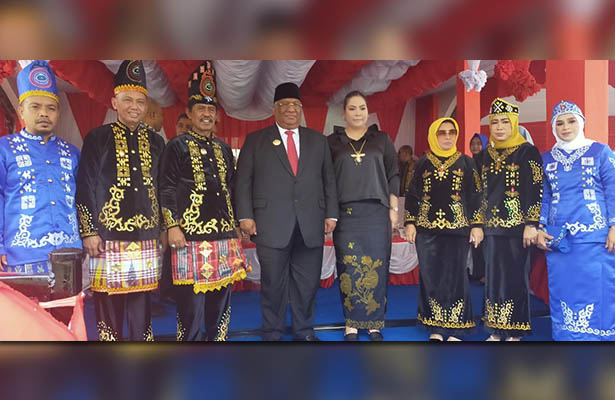Gubernur Sultra Pimpin Upacara HUT Kolut ke-16