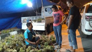 Harga Durian di Kendari Turun