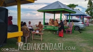 Pesona Pantai Kembar, Objek Wisata Andalan Watubangga