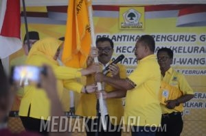 Arhawi Lantik 508 Pengurus Golkar Se-Kecamatan Wangi-Wangi Selatan