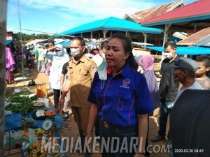 Ketua DPRD Mubar Bersama Camat Kusambi Sidak Pasar Guali