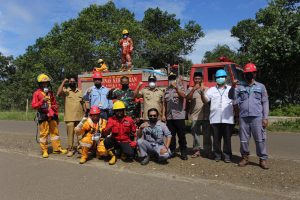 Cegah Covid-19, PT Antam UPBN Sultra Semprot Disinfektan Sejumlah Desa dan Kelurahan di Pomalaa