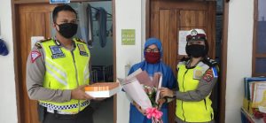 Kasat Lantas Polres Kendari Boyong Personilnya ke Puskesmas Lepo-lepo, Ini yang Dilakukan