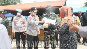 TNI dan Polda Sultra Dirikan Dapur Umum