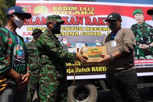 Pangdam Hasanuddin Salurkan Ribuan Paket Sembako ke Kolaka