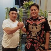 Ketua DPD Partai Gelora Ahmad Baso (kanan) dan Rusmin Abdul Gani (Kiri)