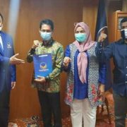 Penyerahan Rekomendasi B.1-KWK Dari DPP Nasdem kepada Balon Kada Wakatobi