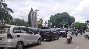 Peringati HUT RI, Ratusan Kendaraan di Kendari Stop Tiga Menit di Jalan Raya