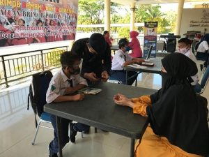 Saat siswa melaksanakan Brimob Ramah Anak Indonesia (Brain)
