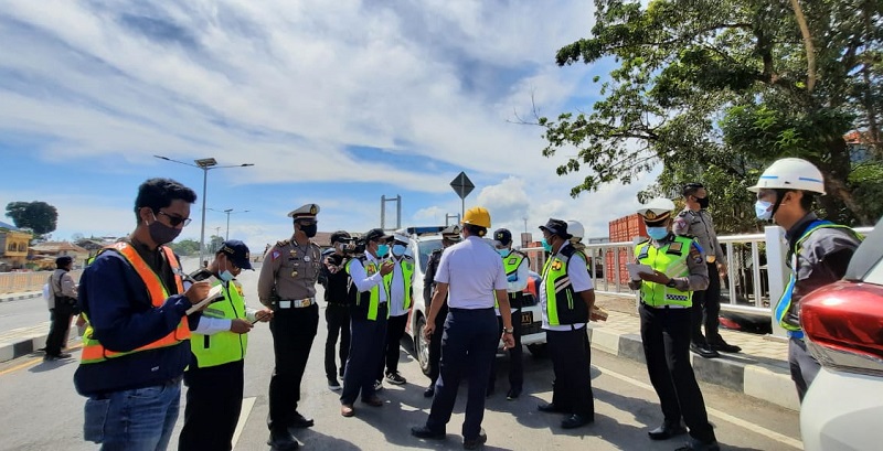 Jembatan Teluk Kendari