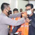 Polda Sultra Beri Rompi Khusus ke Wartawan di HUT Humas Polri