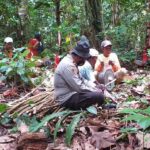 Cari Kakek Hilang di Hutan Kapuntori, Warga Lakukan Ritual Tabuh Gong