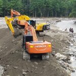 Pemprov Sultra Bantu Normalisasi Sungai dan Pembuatan Jalan Terputus di Kolut