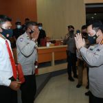 Kapolri Berikan Penghargaan Untuk Dua Personel Polda Bali