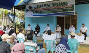 Wali Kota Kendari Serahkan Bantuan 2.857 Bibit di Kelurahan Watulondo