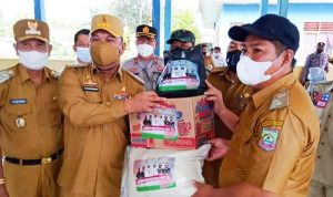 Tim URC PPKM Konut Salurkan Ribuan Paket Sembako kepada Warga Terdampak Covid-19