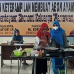 IKWI Riau Hadirkan Praktisi Tata Boga Latih Buat Abon Ayam