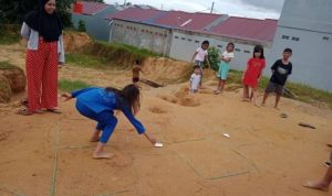 Dosen Pemula Internal UHO, Gelar Penelitian Permainan Tradisional Tentang Determinasi Iptek Pada Anak-anak Kecamatan Baruga