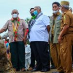 Hadiri Ritual Adat Tolak Bala di Desa Kabawakole, Gubernur Sultra Ingatkan Warga Buton Akan Ancaman Tsunami