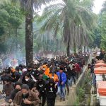 Massa Aksi Berakhir Ricuh Setelah Tuntutannya di Terima Ketua DPRD Sultra