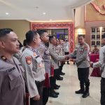 Kapolda Sultra Beri Penghargaan Personelnya yang Raih Juara Beladiri Polri 2022