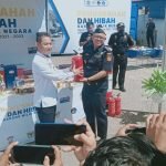 Bea Cukai Serahkan 46 Alat Pemadam Kebakaran pada Pemkot Kendari