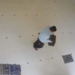 Terekam CCTV, Seorang Pemuda Bobol Kotak Amal Masjid Nurul Iman Kolut