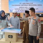 Kapolres Pasuruan Kota Angkat Anak Korban Tewas Sekeluarga Tertabrak Kereta Sebagai Anak Asuh