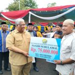 Gubernur Sultra Serahkan Bantuan Rumah Ibadah Rp. 1,4 Miliar di Buton