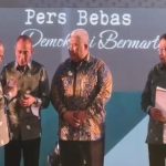 HPN 2023, Gubernur Sultra Terima Anugerah Pena Emas