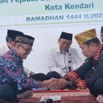 Pj Walikota Kendari Imbau ASN dan Masyarakat Bayar Zakat Melalui Baznas