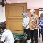 Sambut Hari Keluarga Nasional 2023, BKKBN dan TNI Gelar Khitanan Massal dan Donor Darah