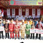Pemberian Gelar Adat Suku Tolaki untuk Pj Gubernur Sultra Dirangkaikan dengan Penerimaan Adat untuk Pj Bupati Konawe