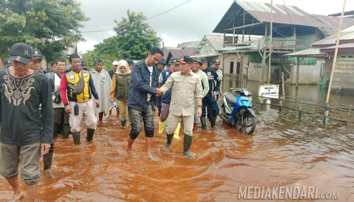 Dua Desa di Pondidaha Langganan Banjir di Musim Pengujan, Pj Bupati Harmin Ramba akan Buatkan Kolam Retensi sebagai Solusi Banjir Tahunan