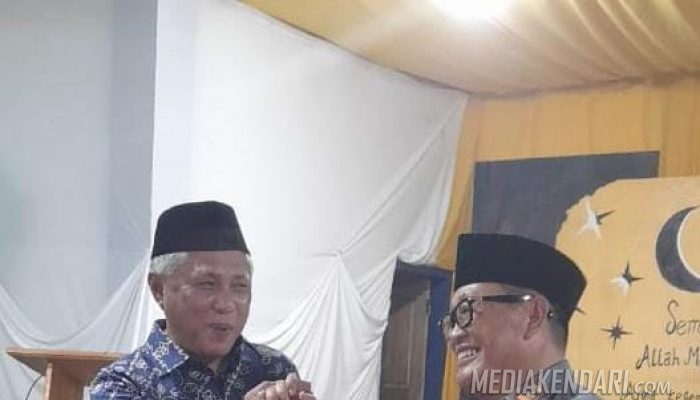 Harmin Ramba dan Kery Saiful Konggoasa Saling Ungkap Sejarah Terpilihnya Bupati Konawe pada Acara Halal Bihalal di Amonggedo