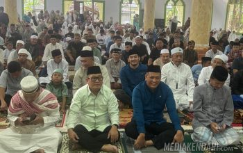 Shalat Idul Adha di Abuki, Harmin Ramba Ajak Masyarakat Konawe Tingkatkan Semangat Tolong Menolong