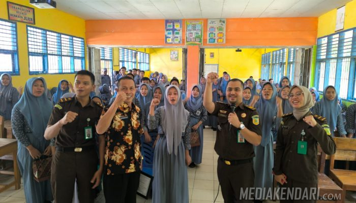 Kejari Konsel Gelar JMS di SMAN 10 Konsel